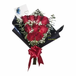 Ramo alargado de rosas